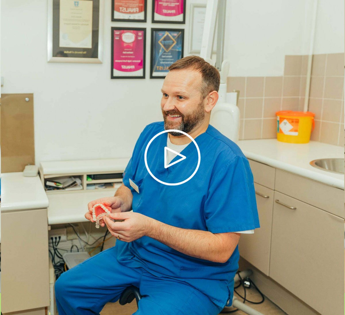 <h2>Dr Graeme Smart</h2>